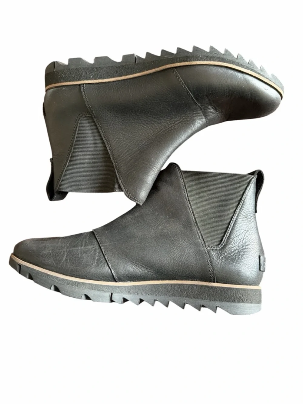 Sorel Harlow Chelsea Ankle Boots Women's 8 Black Leather Comfort Lug Booties